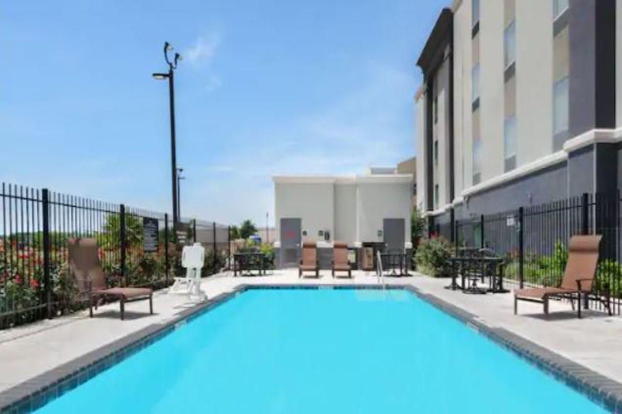 Hampton Inn & Suites San Antonio Brooks City Base, Tx Εξωτερικό φωτογραφία