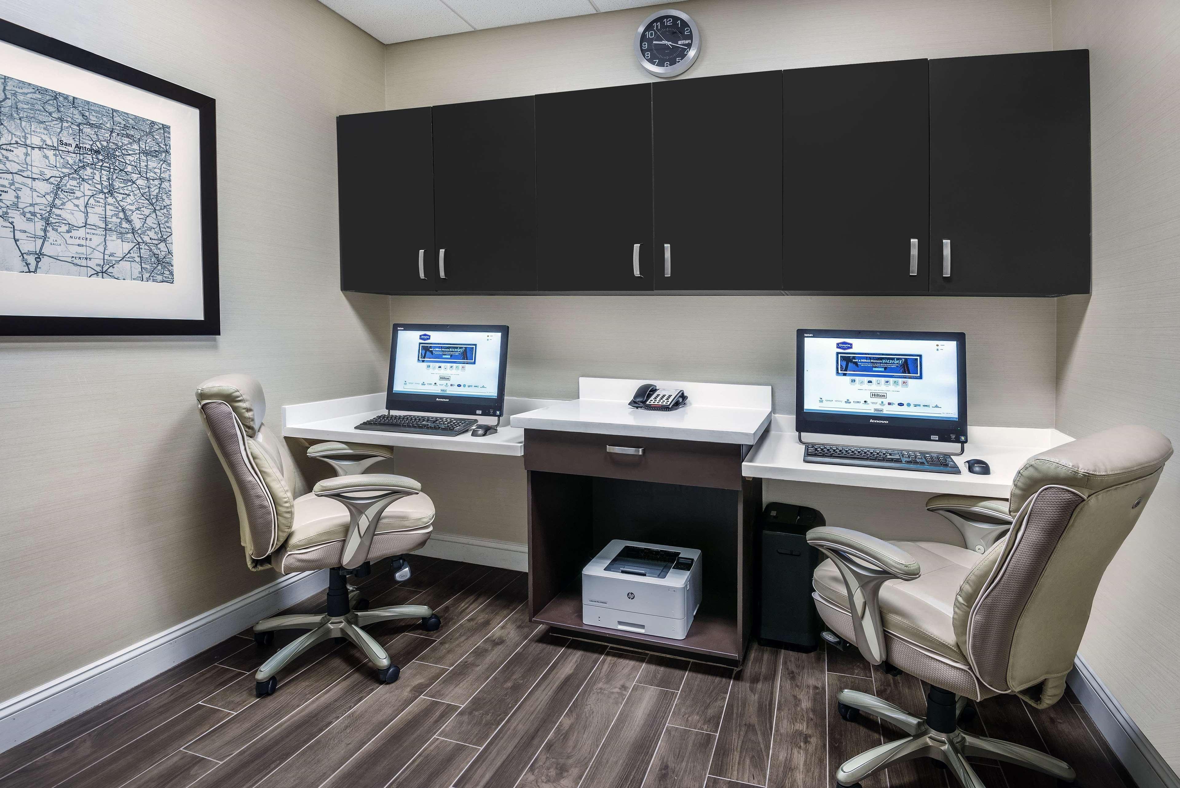 Hampton Inn & Suites San Antonio Brooks City Base, Tx Εξωτερικό φωτογραφία